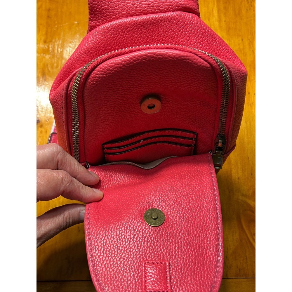 Pink Pebbled Vegan Leather Sling Bag Zebra Guitar Strap Crossbody Backpack Y2K - Picture 8 of 13